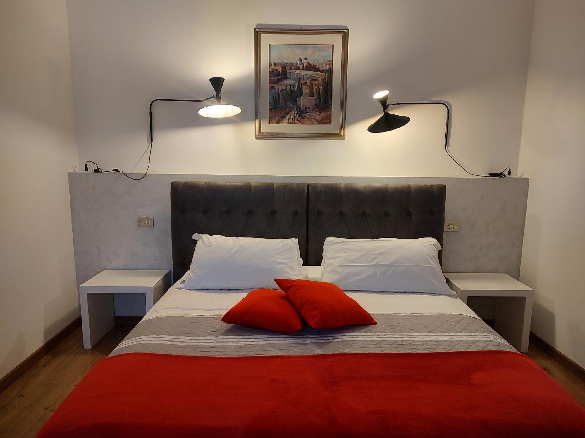 Verona Relax & Stay Rooms Екстер'єр фото